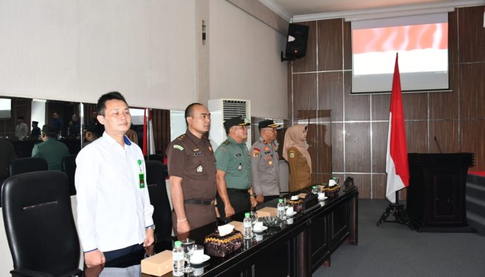 Kasdim 0822 Bondowoso Hadiri Rapat Paripurna Persetujuan Penetapan Raperda Tentang Ruang Tata Daerah