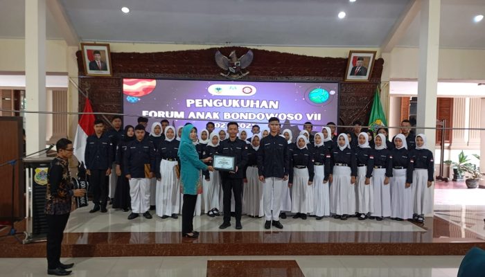 Pemerintah Kabupaten Bondowoso Mengukuhkan Forum Anak Periode 2023-2025