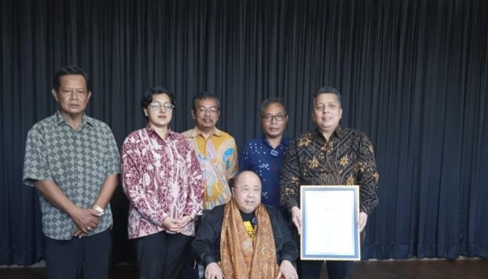 Kegiatan HUT ke-7 SMSI Memperoleh Penghargaan MURI