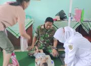 Cegah Stunting, Babinsa 0822 /03 Taman Krocok Dampingi Kegiatan Posyandu