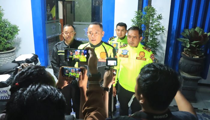 Polres Bondowoso Amankan Sejumlah Kendaraan Pengangkut Battle Sound