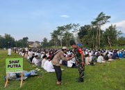 Babinsa Kelurahan Badean Jaga Ketenangan Saat Sholat Idul Fitri: Peran Penting Dalam Keamanan Warga