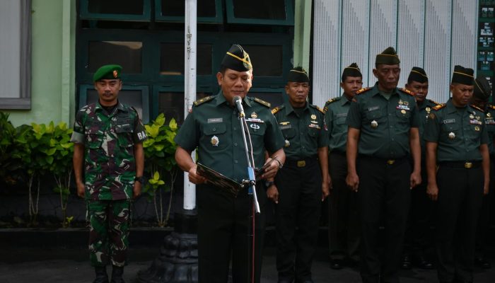 Kasdim 0822 Bondowoso Pimpin Apel Pengecekan Kembali Cuti Lebaran Idul Fitri 1445 H