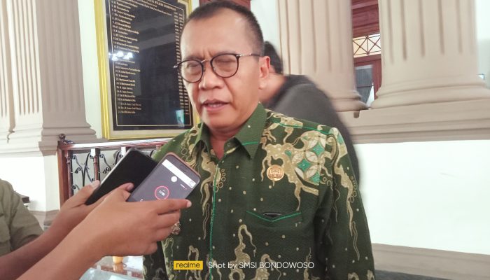 Pj Bupati Bondowoso Menghadiri Rapat Kordinasi Antisipasi Darurat Pangan dan Penyerahan Bantuan Pompanisasi