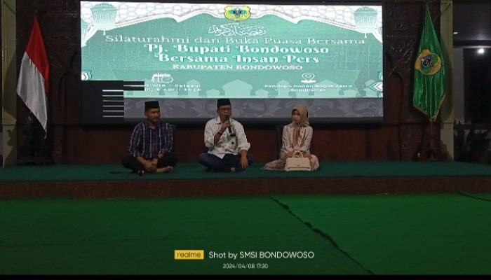 Pj Bupati Bondowoso Bersama Insan Pers Menggelar Acara Buka Bersama di Pendopo Raden Bagus Asra