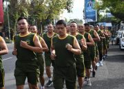 Jaga Kebugaran Jasmani, Babinsa Kodim 0822 Bondowoso Laksanakan Senam Dan Lari Pagi