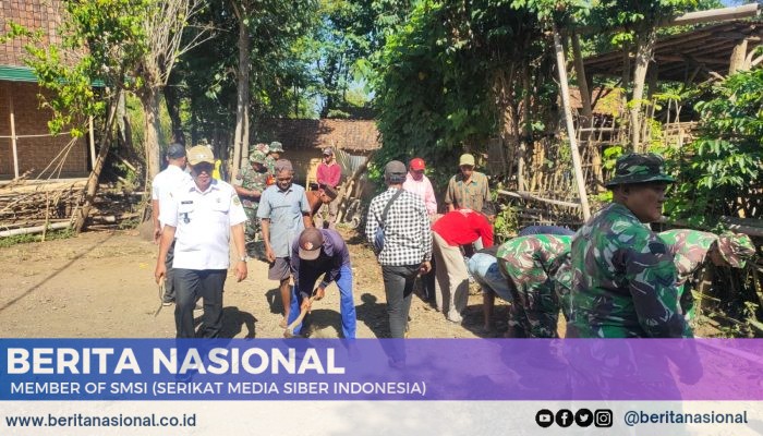 Peduli Lingkungan, Babinsa Bersama Warga Kerja Bakti Pembersihan Selokan Dan Bahu Jalan