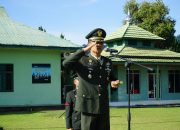 Dandim 0422/LB Letkol Inf Rinto Wijaya, S.A.P., M.I.Pol., M.Han., Berikan Piagam Penghargaan kepada Orang Tua Asuh Usai Pimpin Upacara Kesaktian Pancasila dan Korps Rapot Kenaikan Pangkat