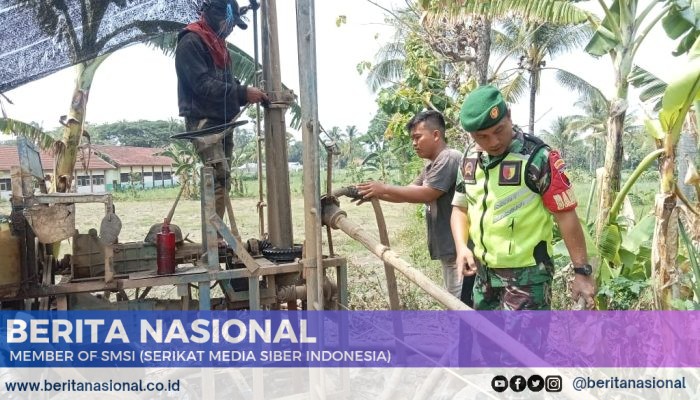 Babinsa Desa Tapen Dampingi Pengeboran Sumur Bor Untuk Pertanian