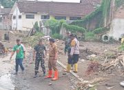 Bentuk Kepedulian Dandim 0822 Bersama Forkopimda Terjun Langsung Kunjungi Lokasi Banjir dan Tanah Longsor di Kabupaten Bondowoso
