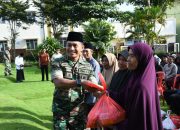 Dandim dan Kapolres Bondowoso Hadiri Coffee Morning di Ponpes Al Islah Bondowoso, Serahkan Sembako untuk Warga