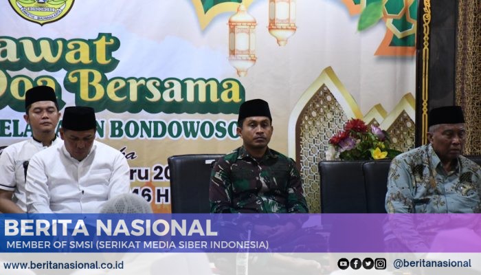 Meriahkan Pergantian Tahun, Komandan Kodim 0822 Hadiri Sholawat Bersama di Masjid Agung At-Taqwa Bondowoso