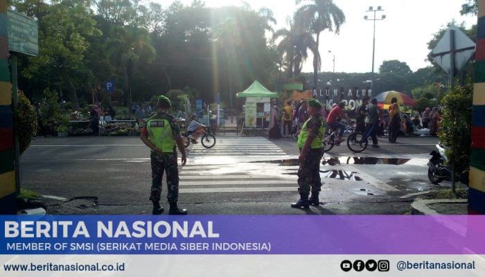 Peran Aktif Babinsa dalam Menjaga Keamanan CFD Alun-alun Kironggo Bondowoso