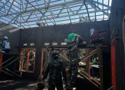 Satgas TMMD ke-123 Dari Marinir TNI AL dan KOPASGAT TNI AU Percepat Pembangunan Musolla di Desa Trotosari