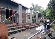 Untuk Memudahkan Kerja, Satgas TMMD Bondowoso Langsir Estafet Batu Bata
