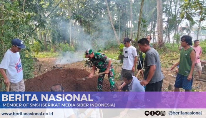 Babinsa Turun Tangan Gali Makam! Sertu Slamet S Jadi Contoh TNI Dekat Rakyat
