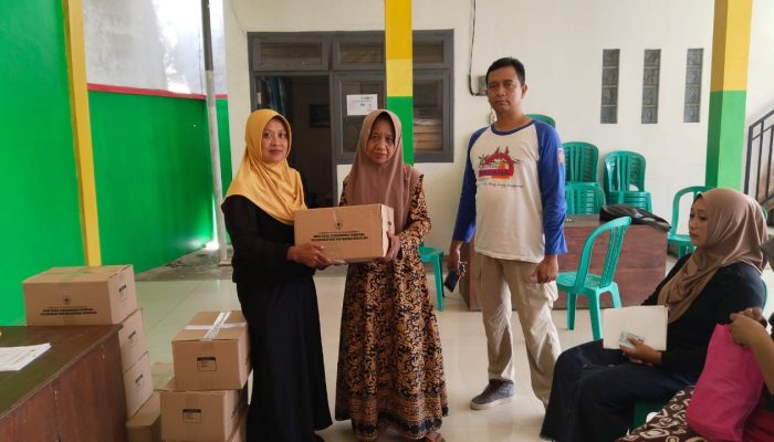Kepedulian Warga Gadingsari Mengalir Pasca Bencana Puting Beliung di Binakal