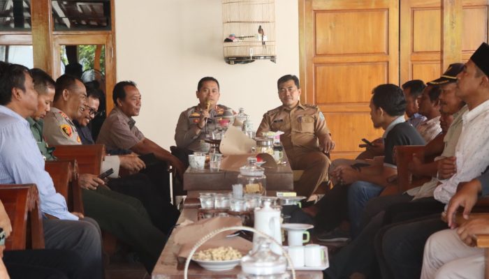 Kapolres Nganjuk Silaturahmi Kamtibmas Bersama Forkopimcam Gondang dan Kades se-Kecamatan Gondang