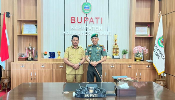 Kolonel Inf Rinto Wijaya Danbrigif TP 28/Bari Fola Silaturahmi ke Kantor Bupati Halmahera Timur.
