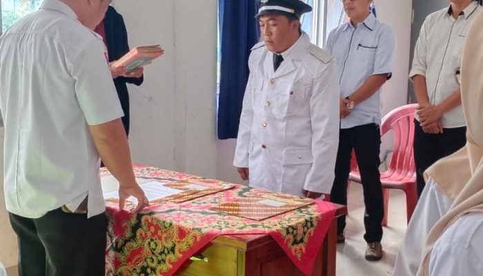 Kecamatan Pajar Bulan Kukuhkan Pj Kades Aceh, Roda Pemerintahan Desa Resmi Dilanjutkan