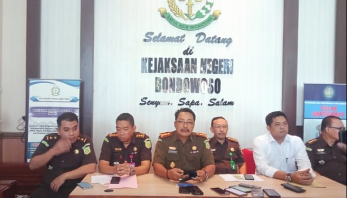 Sambut Hakordia 2025, Kejari Bondowoso Beberkan Hasil Penanganan Perkara Korupsi Bersama Seluruh Kepala Seksi