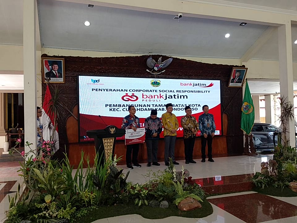 41 Truk Hibah Disalurkan, Bupati Bondowoso Tekankan Peran KDKMP sebagai Motor Kemandirian Desa