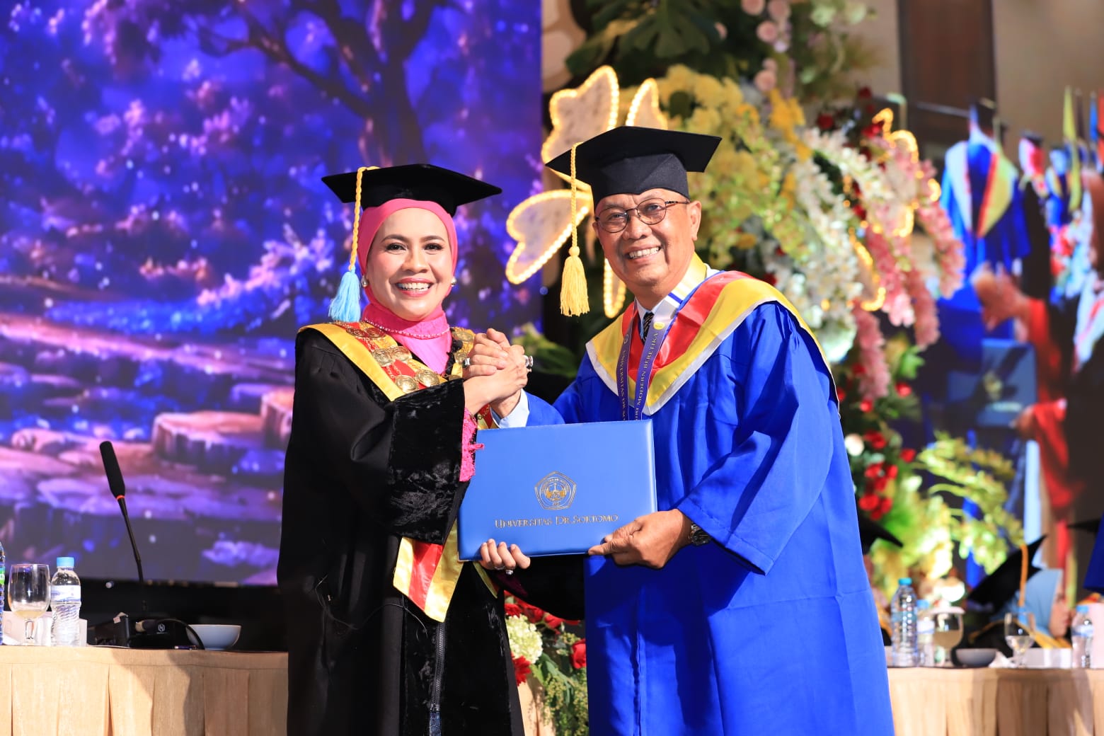 Dari Politik ke Akademik, Ahmad Dhafir Raih Gelar Magister Hukum di Surabaya