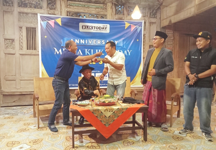 Suasana Hangat HUT ke-3 Klik Today, Insan Pers Perkuat Silaturahmi dan Profesionalisme di Bondowoso