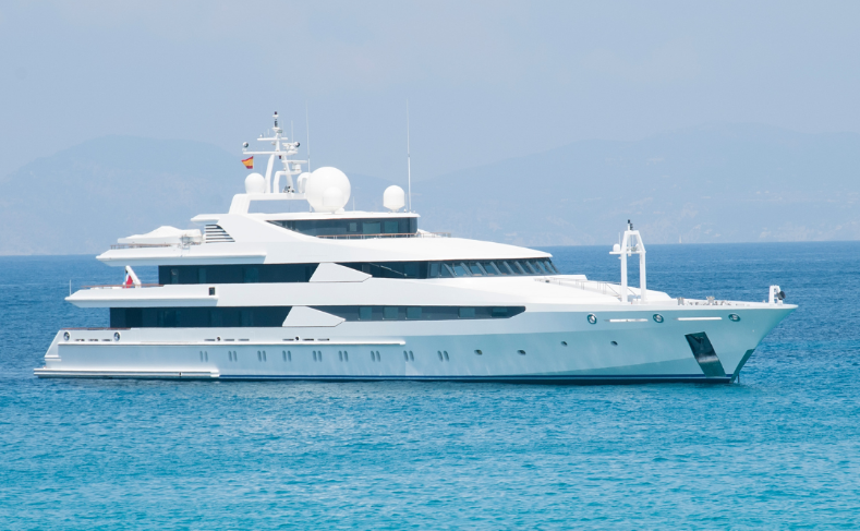 Yacht